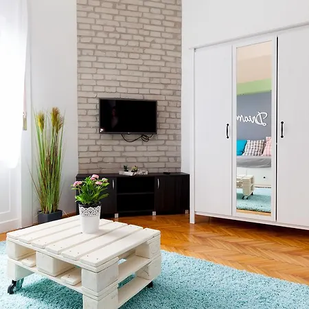 Apartment Bpm-apartment Sweet